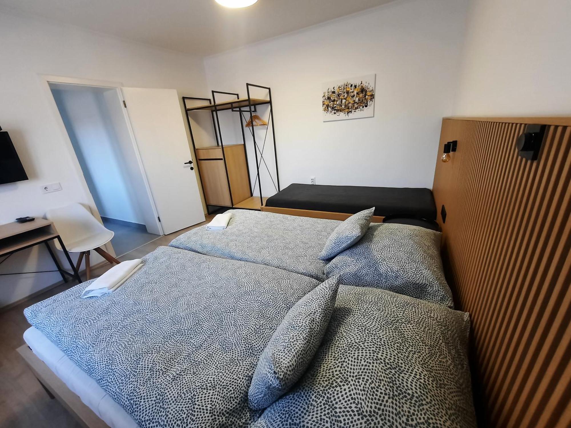 Hotel Sovirag Termal Panzio à Hajdúnánás Extérieur photo