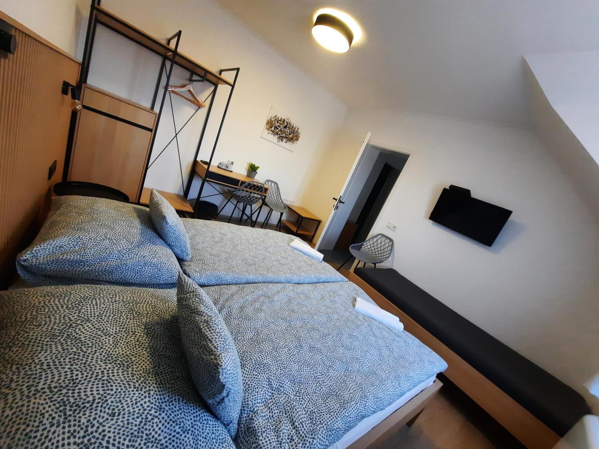 Hotel Sovirag Termal Panzio à Hajdúnánás Extérieur photo